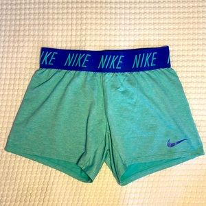 Nike comfy sports wear shorts